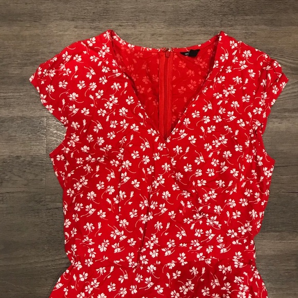J. CREW FACTORY | Red Floral Faux Wrap Dress 2 - Picture 8 of 10